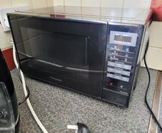 Panasonic microwave 800w NN-E28JBM