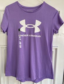 Under Armour tshirt