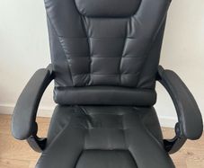 Ergonomic chair