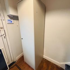 Wardrobe/Cabinet