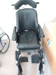Medical wheelchair