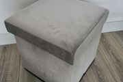 Velvet storage cube Ottoman grey