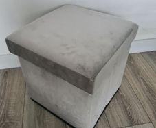 Velvet storage cube Ottoman grey