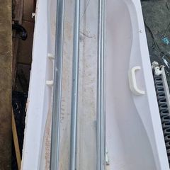 Fibreglass Bath