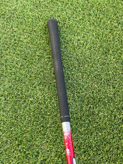 Full set of golf Taylormade clubs
