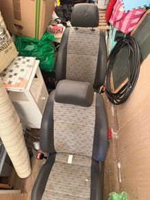 VW Caddy Seats