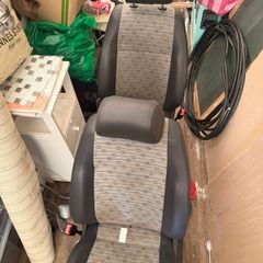 VW Caddy Seats
