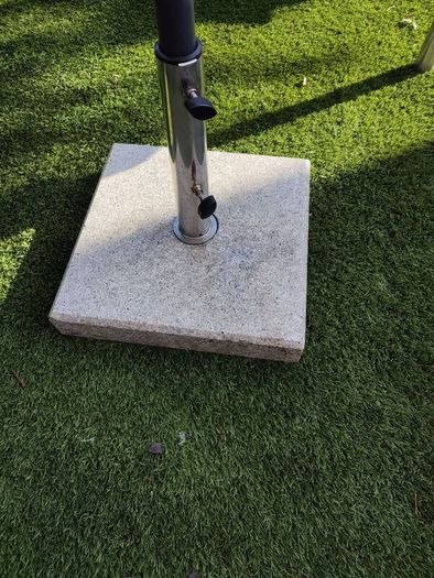 Garden parasol / Garden umbrella and base