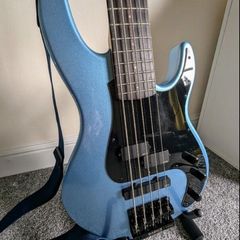 ESP LTD AP5 5 String Bass with active EMGs