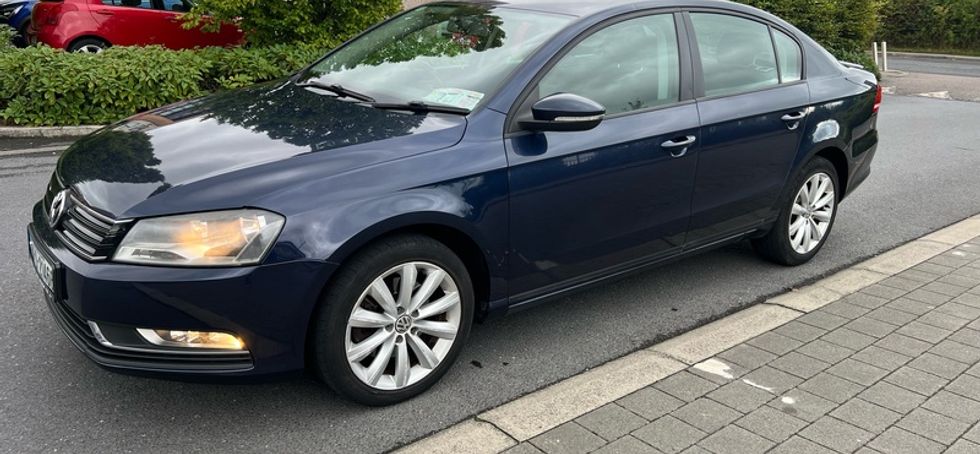 2013 Volkswagen Passat nct 10/27 tax 09/26