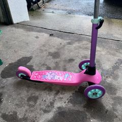 Pepa pig scooter