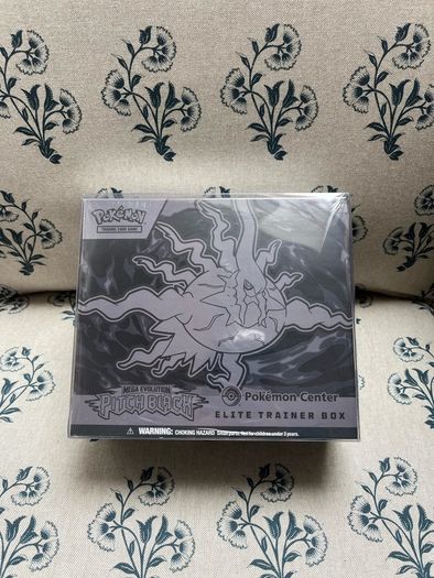 Pokemon Pitch Black PC etb