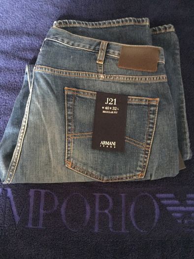 Armani Jeans regular fit size 40/32