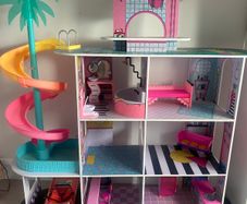 Doll house LOL
