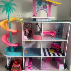 Doll house LOL
