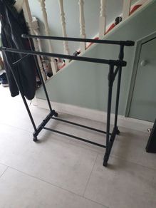 Clothes rail