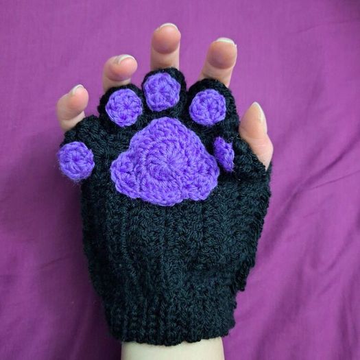 Crochet cat paw gloves