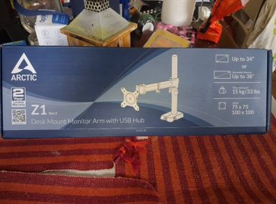 Desk mount monitor arm with USB hub