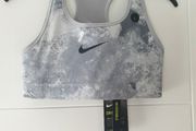 New Nike Reverse top size L (12-13 years)