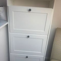 Brusali shoe cabinet
