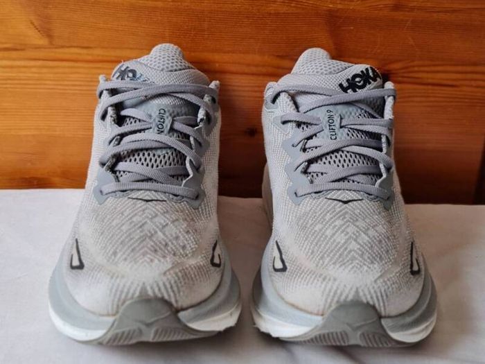 Hoka clifton 9 grey Size 10.5 eu 45 in excellent condition