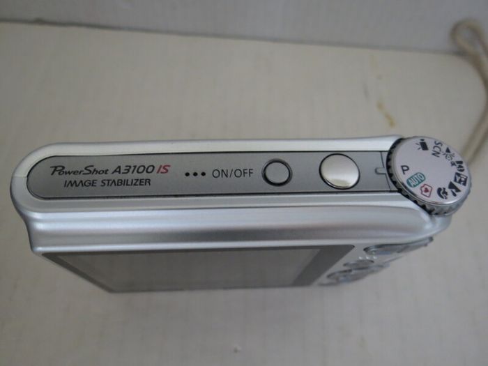 Camera Canon PowerShot A3100 IS