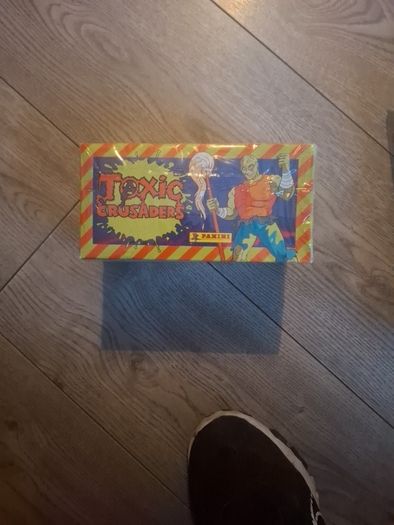 toxic crusaders sealed box 1991 100 packs of stickers and sealed sticker book