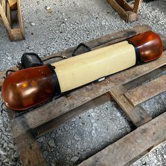 Beacon with spotlights
