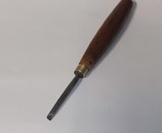 Ross & Alexander of (Bishopsgate) 3/16" Bevel Edge Chisel