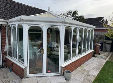 conservatory. 5.4m x 2.8m.