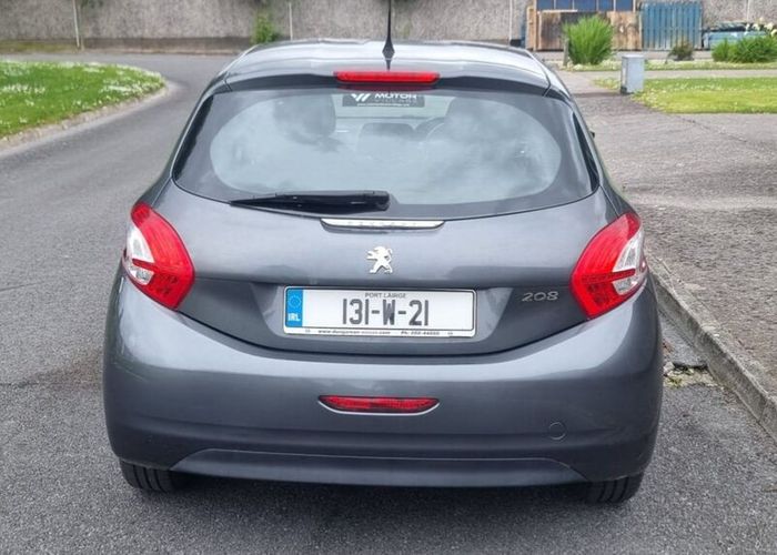 Peugeot 208 2013