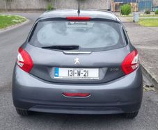 Peugeot 208 2013