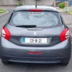 Peugeot 208 2013