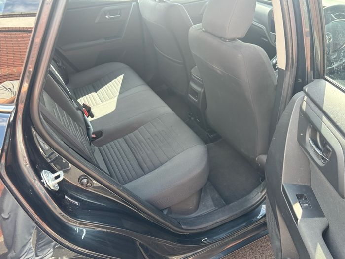 2015 Toyota Auris