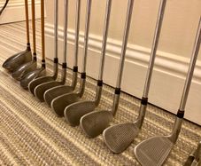 Set of Golf Clubs - woods & irons