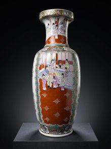 A Famille Rose Chinese Ceramic Large Vase