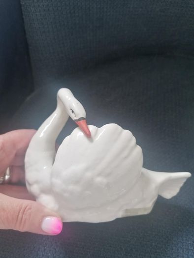 Pair of 1930s Czechoslovakian Swans