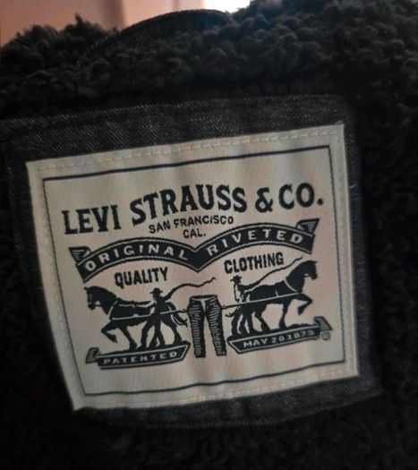 NEW w/o tags Levi Strauss & Co. Hooded Mens Bomber Jacket