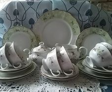 Twenty One Piece China Teaset