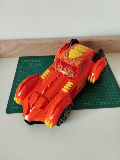 Transforming Dragon Flame Car monster moverz teamsterz