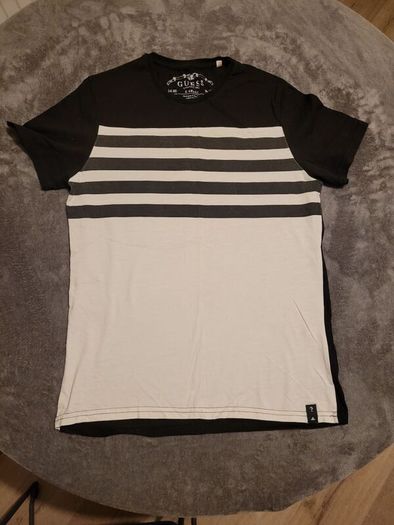 mens guess t shirt