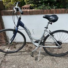 Trek Multitrack 7000 Hybrid Bike