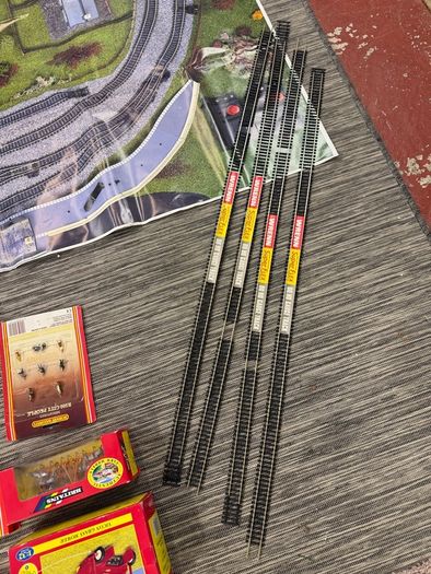 Hornby Flying Scotsman Train Set plus extras!