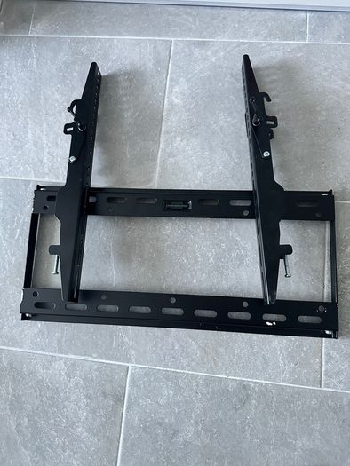 32inch Smart TV Samsung with bracket