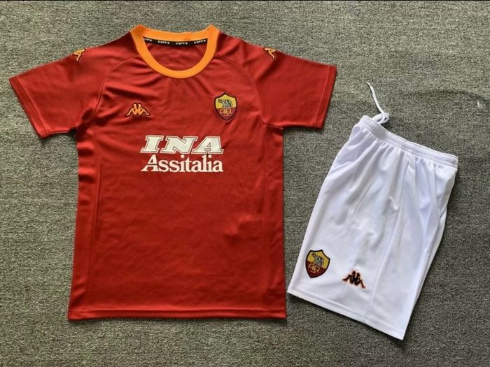 Retro football kits