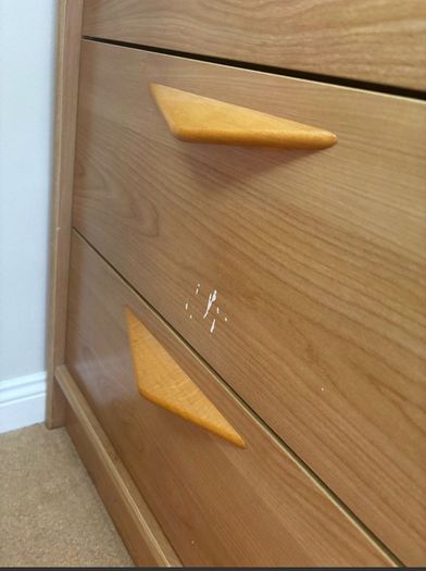 Bedroom Chest of drawers
