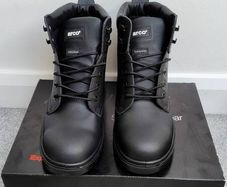 BNIB Arco Safety Boots