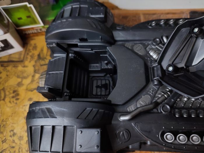 Batmobile 2 in 1 Vehicle ! Batman The Caped Crusader ! 2020 !