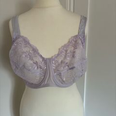 Lilac Lace Bra BNWT  38DD