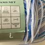 200g of blue and white wool Image 3